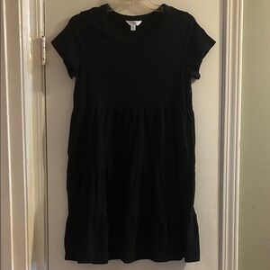 Time and Tru Black Short Sleeve Top